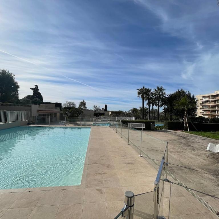 Dans belle résidence appartement 6 personnes piscine et tennis - Appartement 2 Chambres - 16
