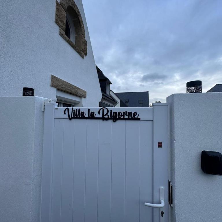 Maison familiale rénovée, centre et plage à pied!! 4ch, salle de jeux, jardin cloturé - Haus mit 4 Schlafzimmern - 2