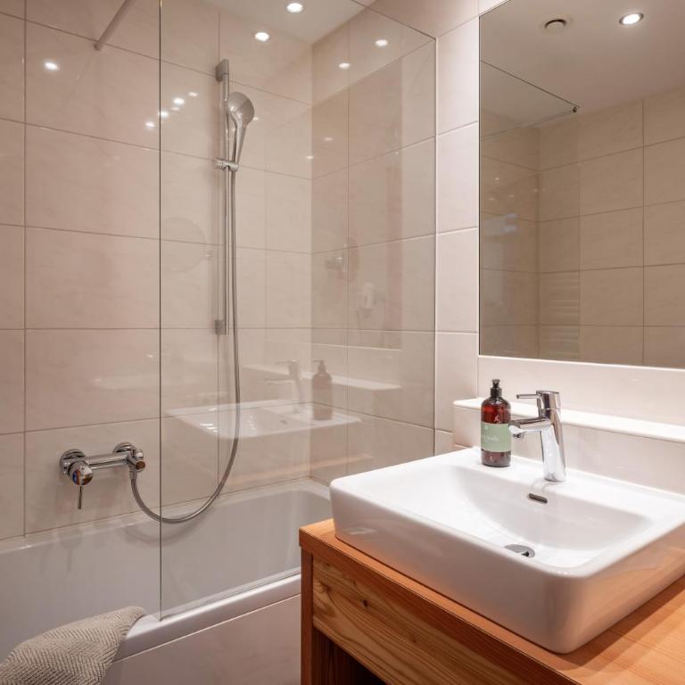 Hotel Ritterhof Ellmau - Doppelzimmer mit Balkon - 2