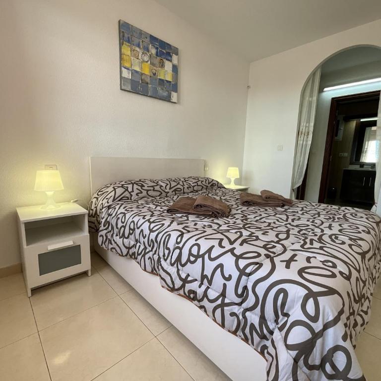 Confortable Big Apartment, Huge Terrace, Parking - Apartamento de 2 dormitorios con terraza y vistas al mar - 29