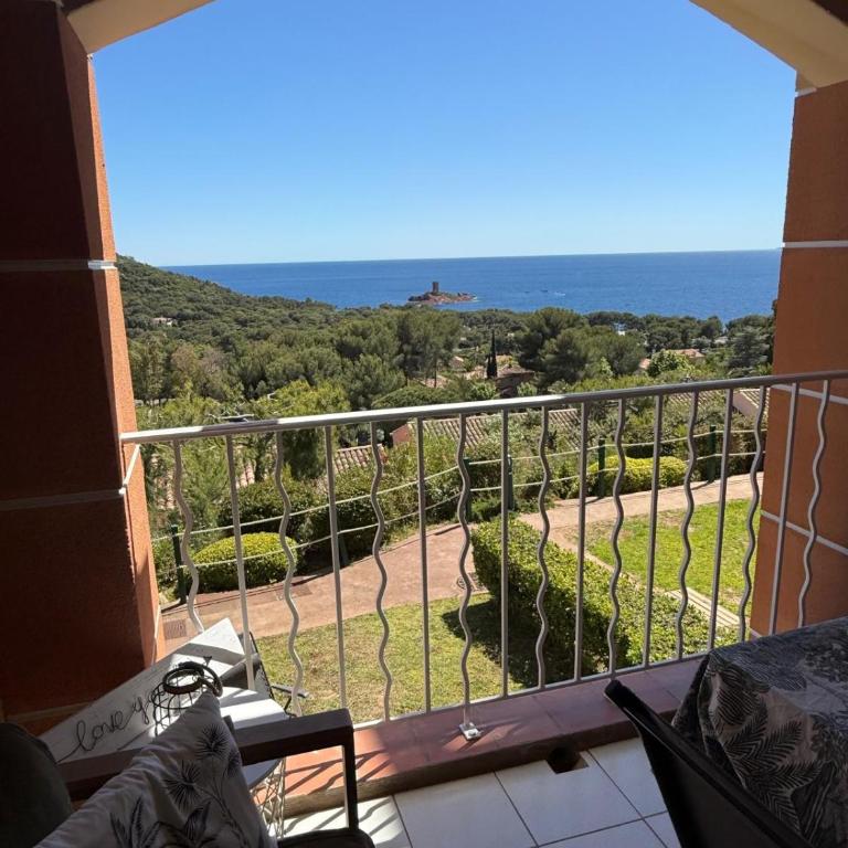 Appartement vue mer exceptionnelle Cap Estérel - Apartamento de 1 dormitorio - 3