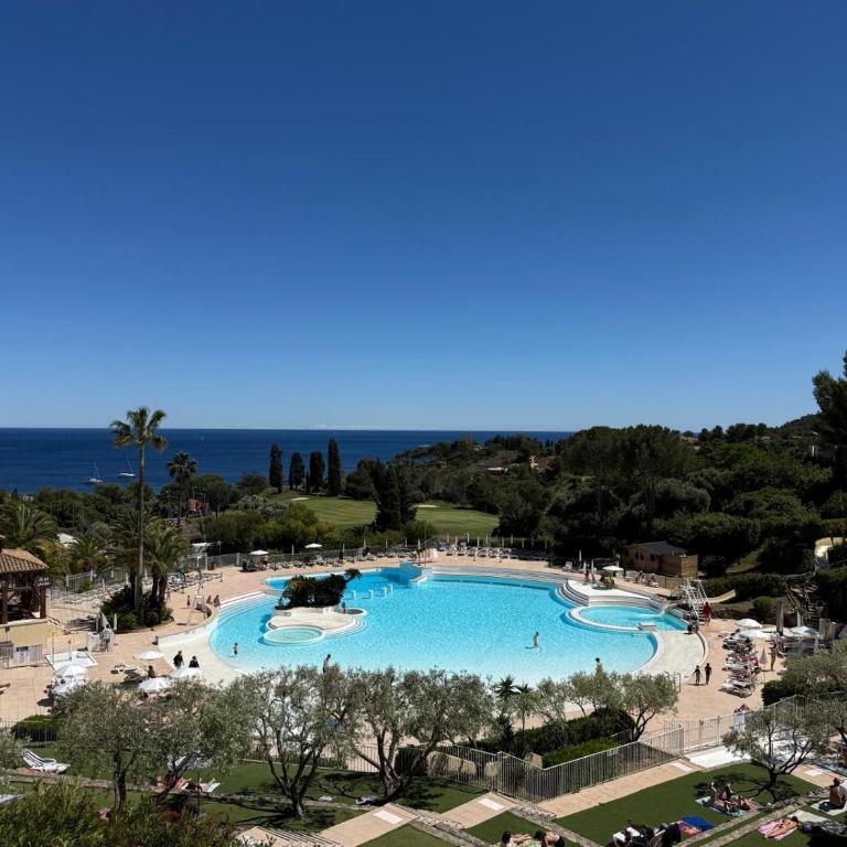 Appartement vue mer exceptionnelle Cap Estérel - Apartamento de 1 dormitorio - 30