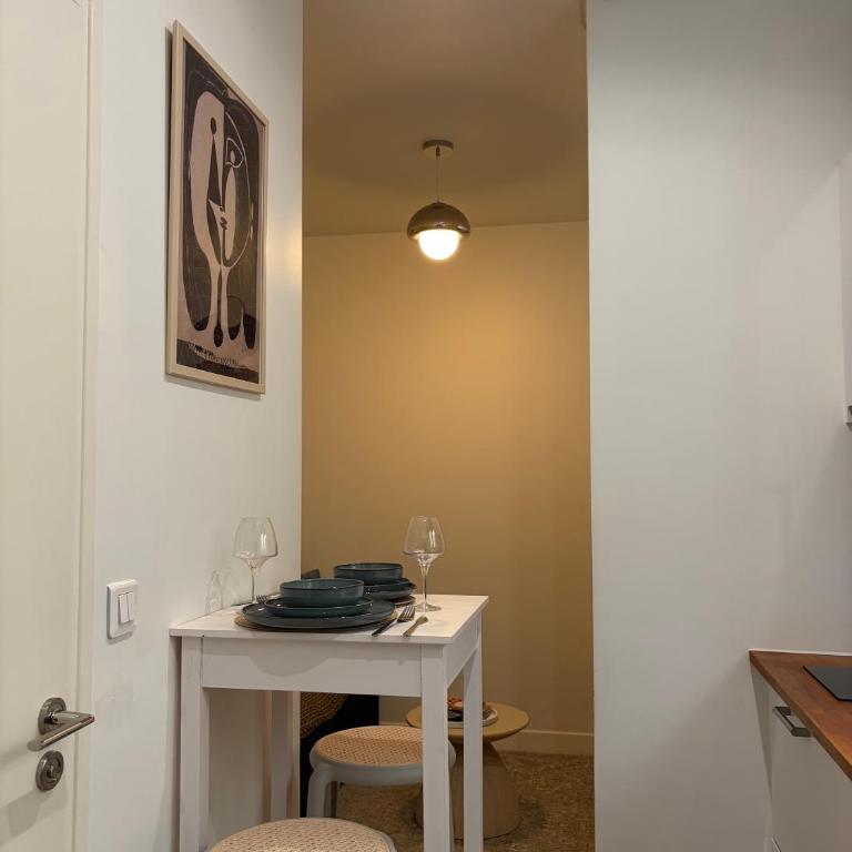 Petit studio plein de charme proche Marais - Studio - 5