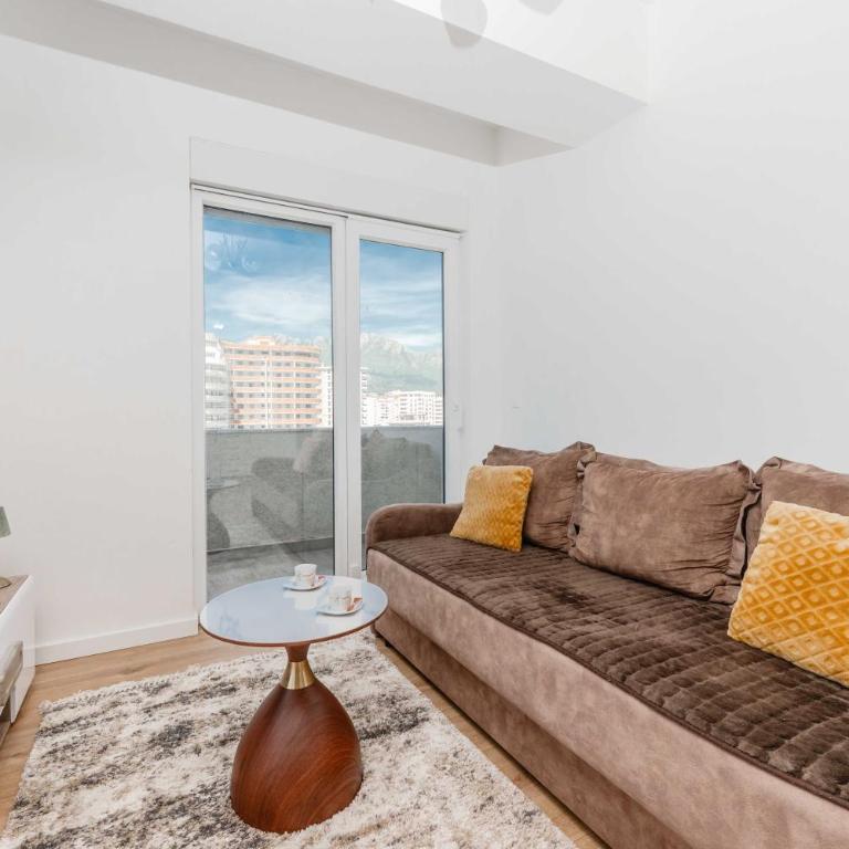 Zuzi Apartment - One-Bedroom Apartment - 3