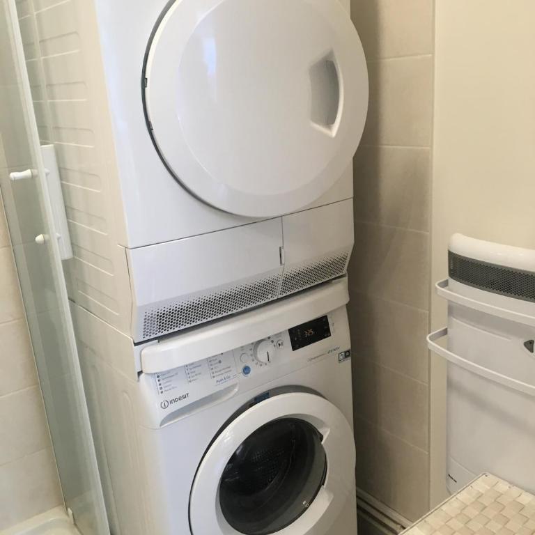 Apartment with casino and beach, city center - Apartamento de 1 dormitorio - 15