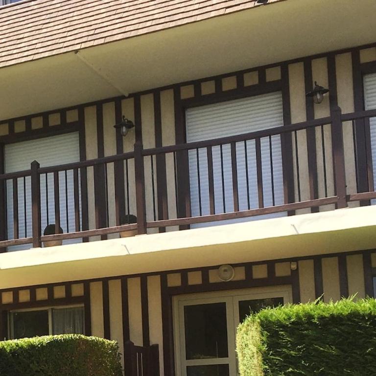 Apartment with casino and beach, city center - Apartamento de 1 dormitorio - 23