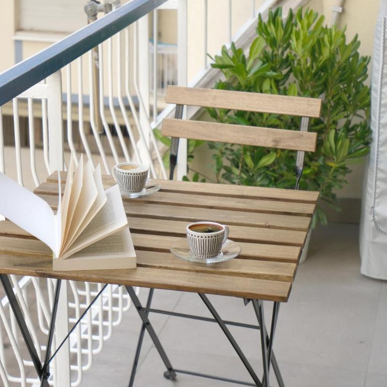 Bright Apartment with Balcony near Rome Centre & Metro - One-Bedroom Apartment - 33