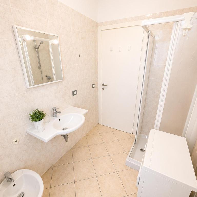 RESIDENCE STEFANIA - AGENZIA COCAL - Appartamento con 2 Camere da Letto - 5