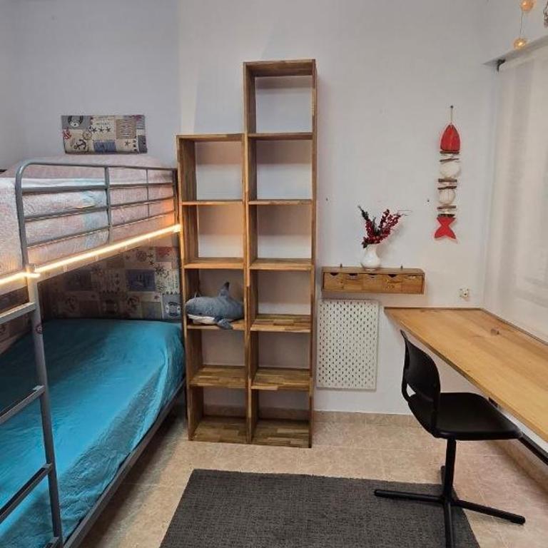 Apartamento Vera - Three-Bedroom Apartment with Sea View - 13