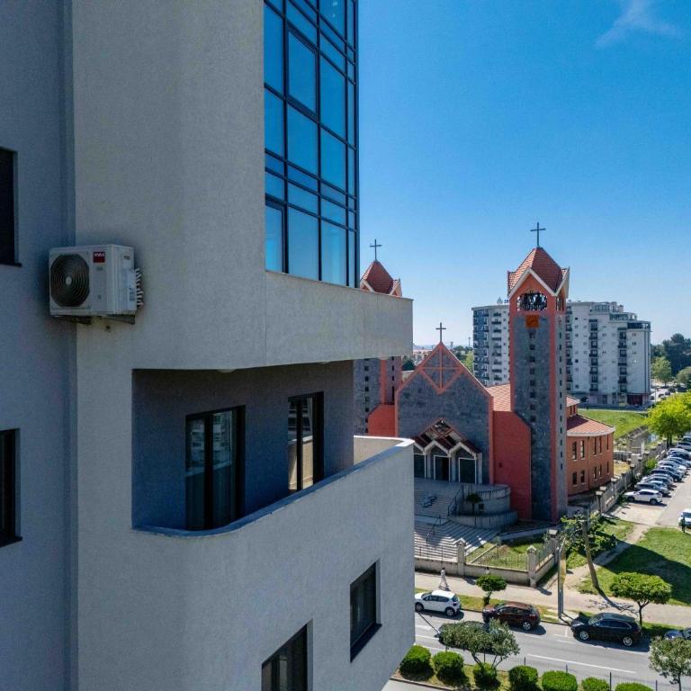 Zuzi Apartment - One-Bedroom Apartment - 31