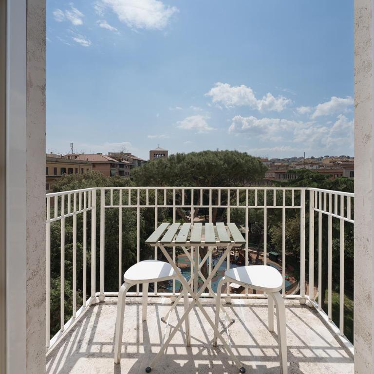 Alma Sun Rooms - Testaccio Heart of Rome - Camera Matrimoniale Deluxe con Balcone - 1