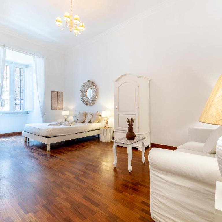 Luxury Historic Apartment Campo dei Fiori - Appartamento con 3 Camere da Letto e con Balcone - 1