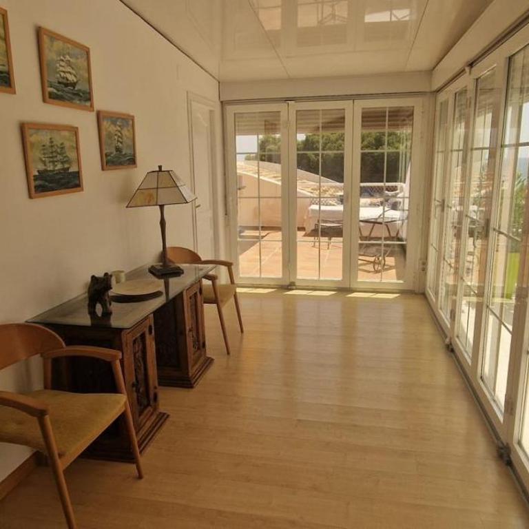 Beachfront Villa - Villa - 17