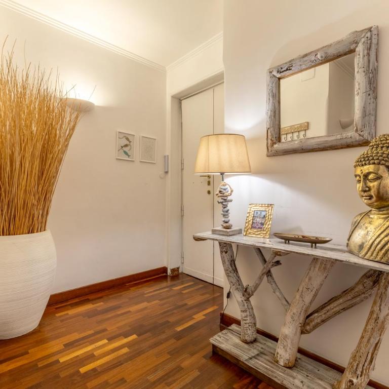 Luxury Historic Apartment Campo dei Fiori - Appartamento con 3 Camere da Letto e con Balcone - 21