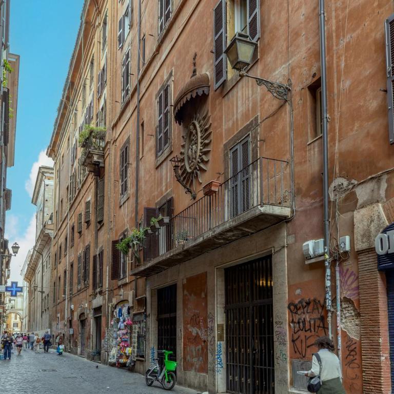 Luxury Historic Apartment Campo dei Fiori - Appartamento con 3 Camere da Letto e con Balcone - 38
