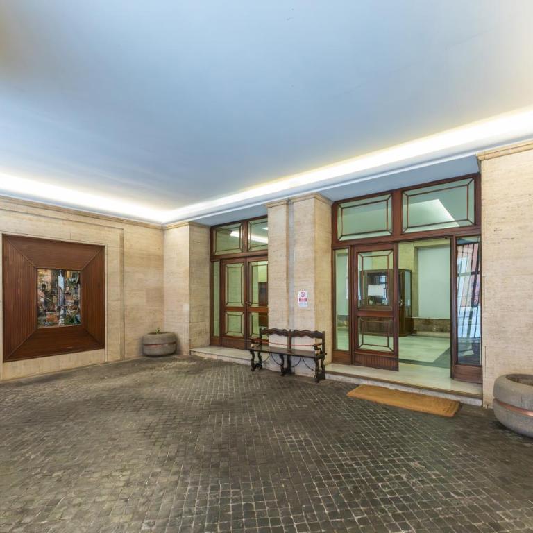 Luxury Historic Apartment Campo dei Fiori - Appartamento con 3 Camere da Letto e con Balcone - 37