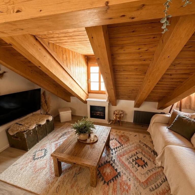 Appartement La Collégiale, au coeur de la vieille ville - Appartement 3 Chambres - 1