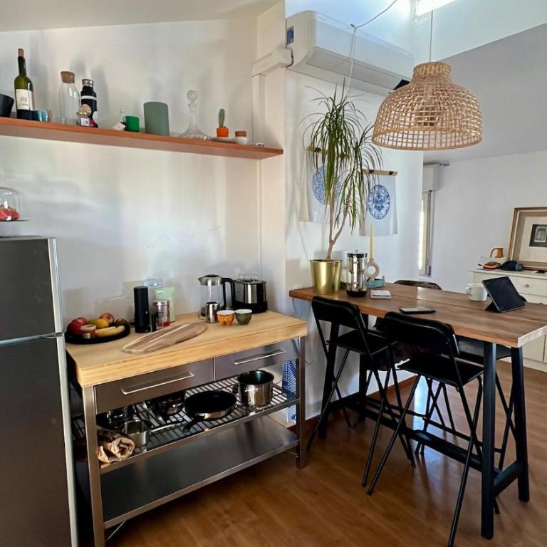 Bright Top Floor Apartment with Large Terrace - Appartamento con 1 Camera da Letto - 5