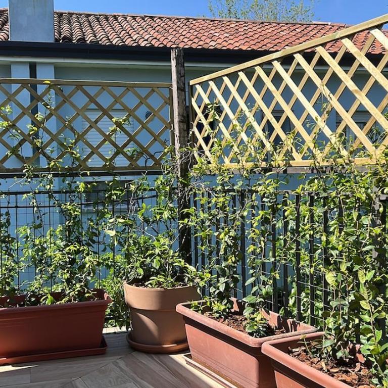 Bright Top Floor Apartment with Large Terrace - Appartamento con 1 Camera da Letto - 19