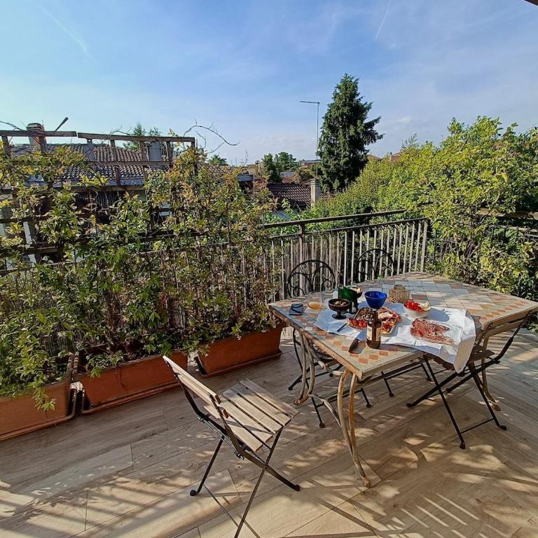 Bright Top Floor Apartment with Large Terrace - Appartamento con 1 Camera da Letto - 1