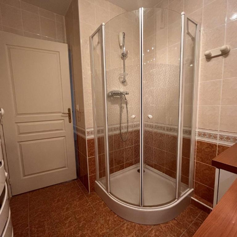 FS550-B11 Appt 3 pièces 6 personnes FREJUS - Apartamento de 2 dormitorios - 15