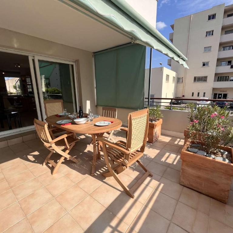 FS550-B11 Appt 3 pièces 6 personnes FREJUS - Apartamento de 2 dormitorios - 17