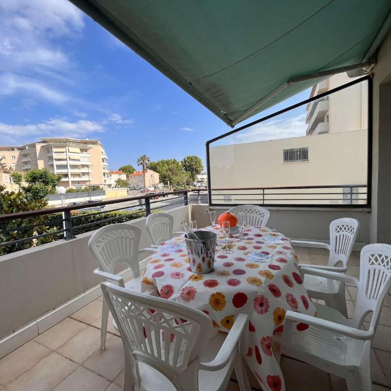FS550-B11 Appt 3 pièces 6 personnes FREJUS - Apartamento de 2 dormitorios - 19