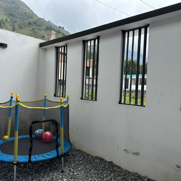 DLiam Home - Four-Bedroom House - 16