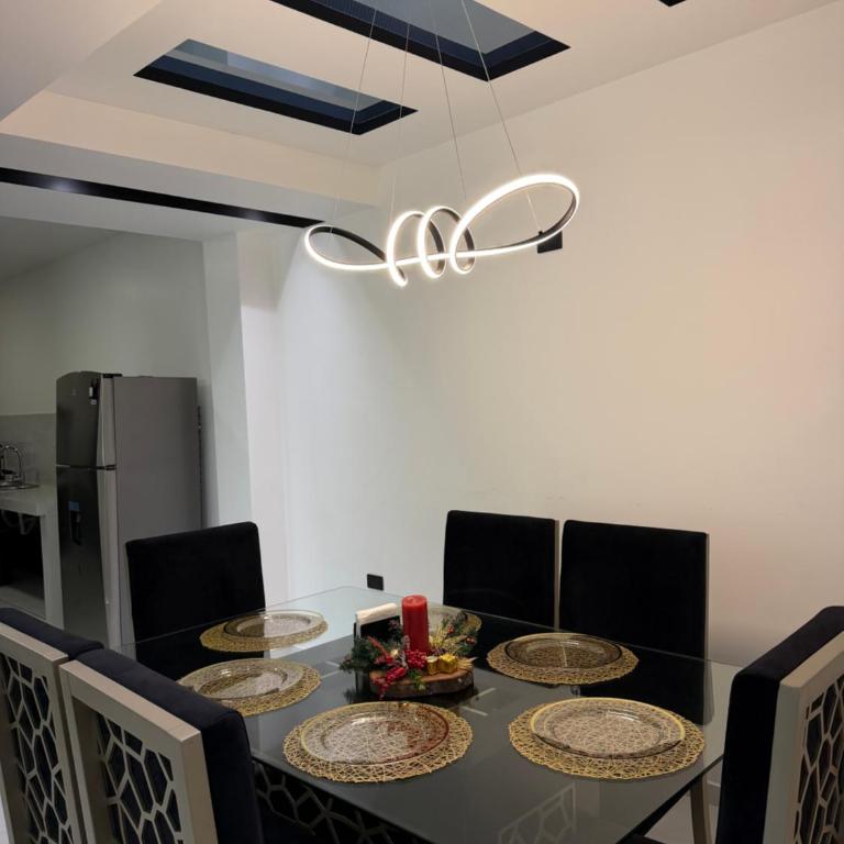 DLiam Home - Four-Bedroom House - 19