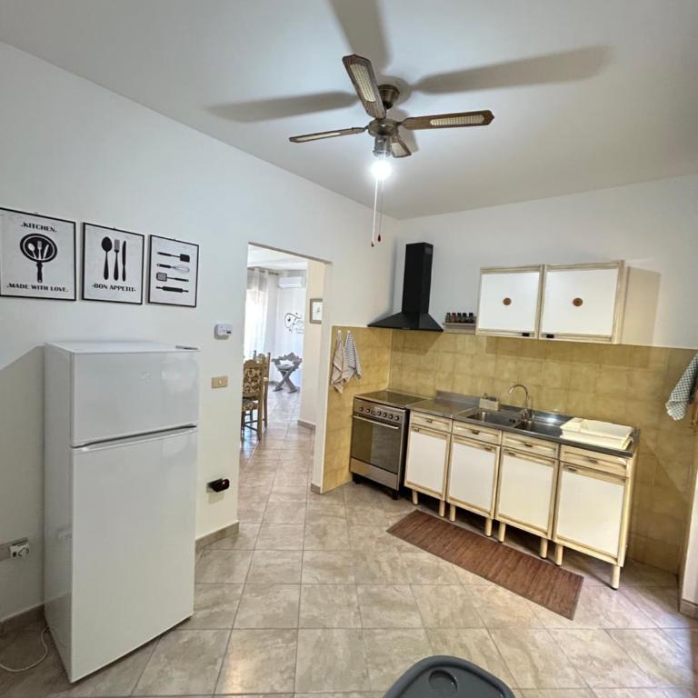 Casa La Famiglia - LaMaddalenaHomes - Two-Bedroom Apartment - 3