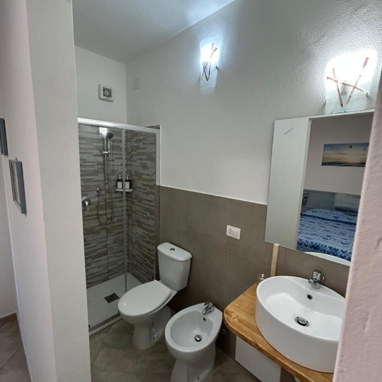 Casa La Famiglia - LaMaddalenaHomes - Two-Bedroom Apartment - 11