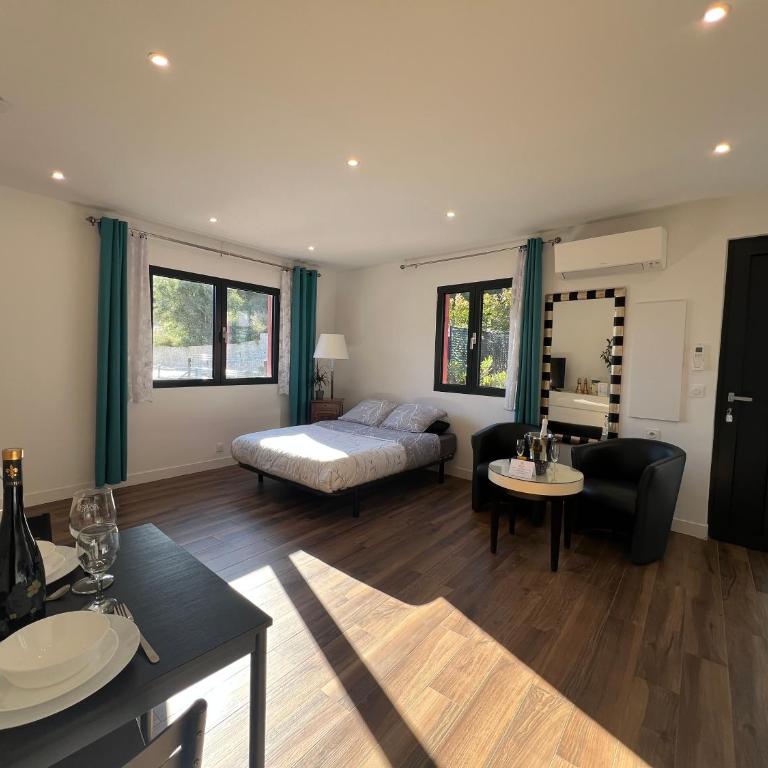 Domaine Baccia Donna - Jacuzzi, Climatisation, Parking privé - Nice Monaco - Studio avec Terrasse - 8