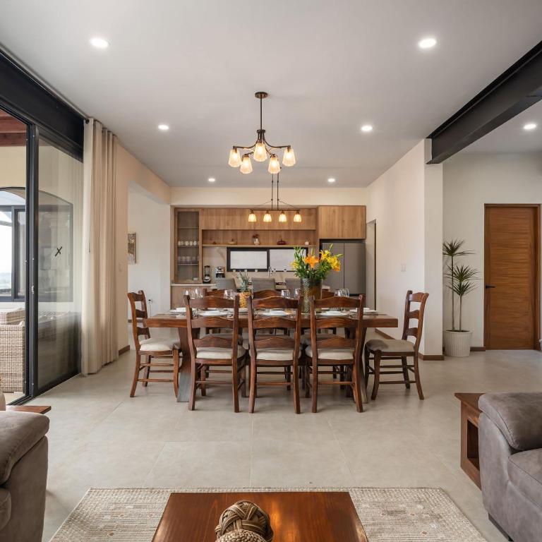Malanquin Golf Community, 4BR Modern Home with Pool & Backyard - Casa de 4 dormitorios - 9