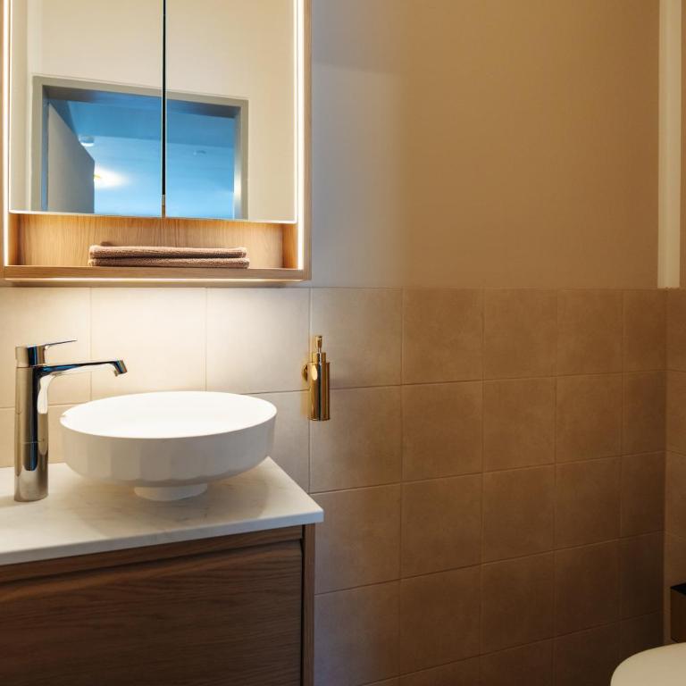 Boutique Apartments Daniela - Apartment mit 1 Schlafzimmer, Balkon und Aussicht auf das Wasser - 7