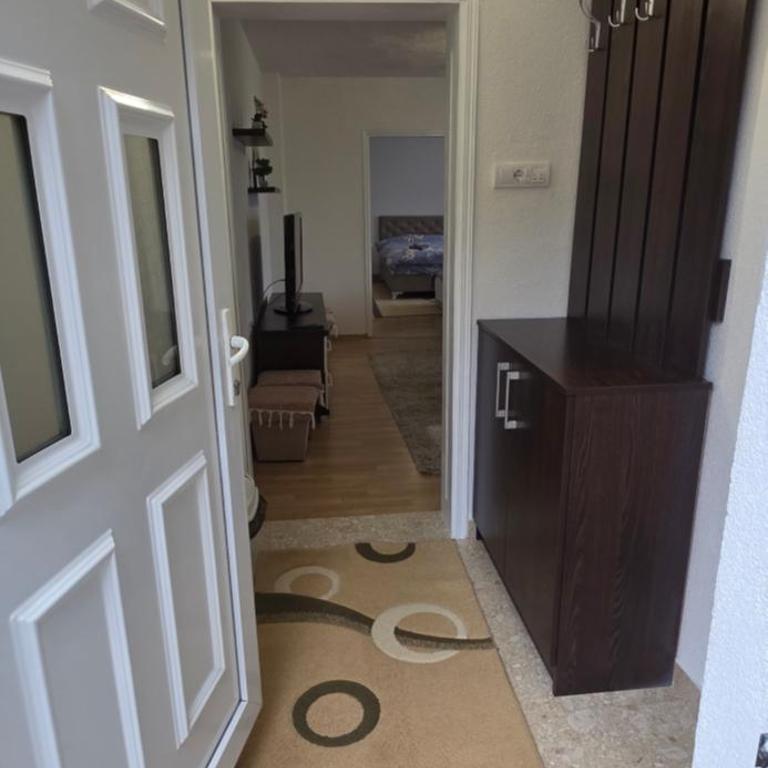 Mini Hill - Apartman sa 1 Spavaćom Sobom - 3
