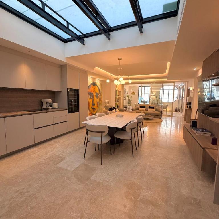 Central Cannes - Exceptional 4-Bedroom Apartment - Appartement - 5