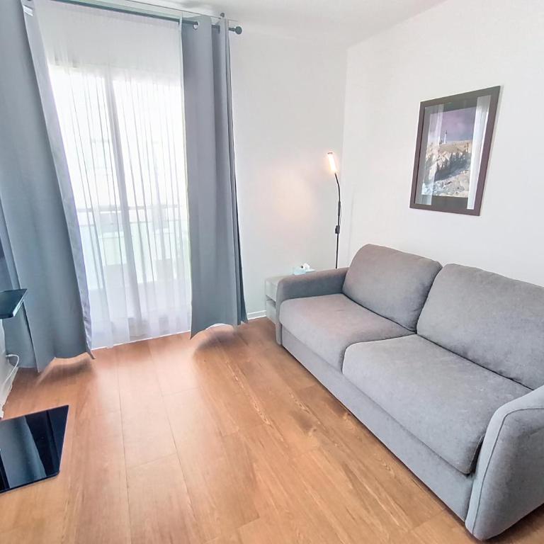 Rooftop pool à Antibes - Sophia Antipolis - Two-Bedroom Apartment - 12