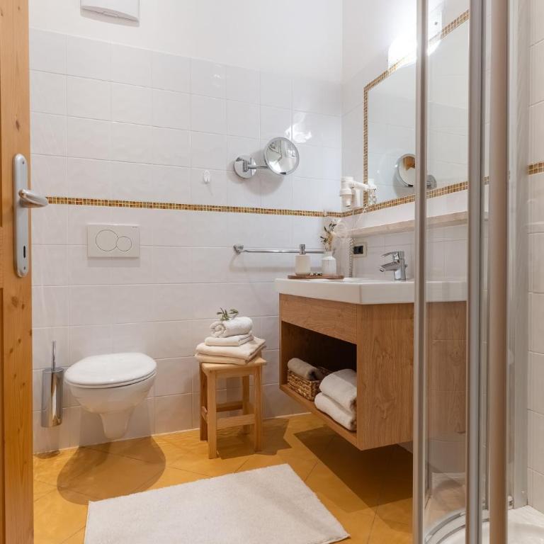 Familien-Logenplatz am Dorfplatz - Superior Apartment mit 1 Schlafzimmer und Balkon - 11