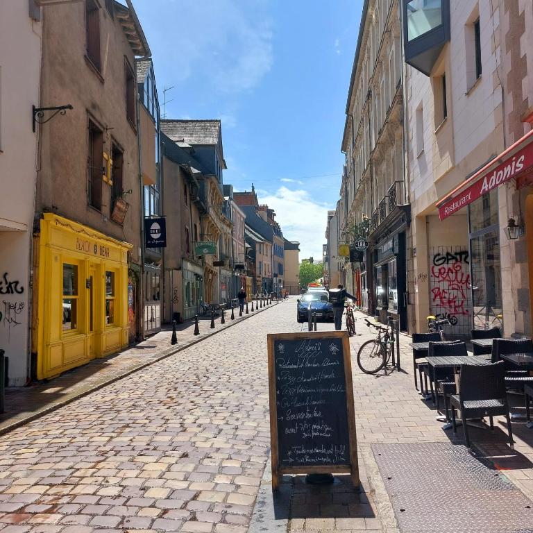 Charmant T2 avec terrasse au coeur du Vieux Rennes - Apartment mit 1 Schlafzimmer - 26