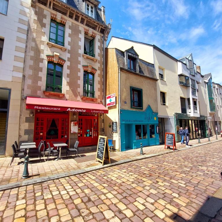 Charmant T2 avec terrasse au coeur du Vieux Rennes - Apartment mit 1 Schlafzimmer - 33