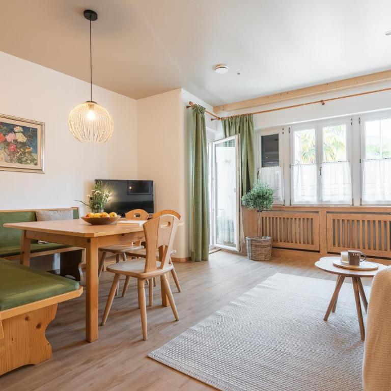 Familien-Logenplatz am Dorfplatz - Superior Apartment mit 1 Schlafzimmer und Balkon - 22