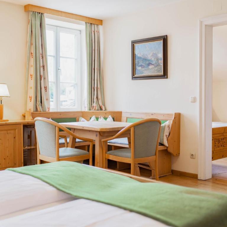 Hotel Gasthof zur Post - Familienzimmer mit Balkon - 4