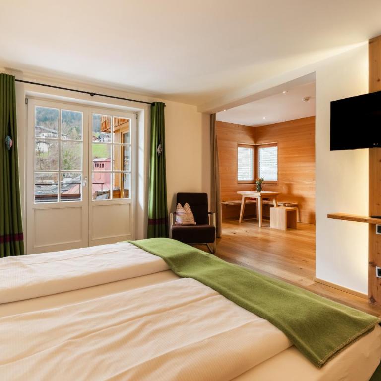 Hotel Gasthof zur Post - Familienzimmer mit Balkon - 2