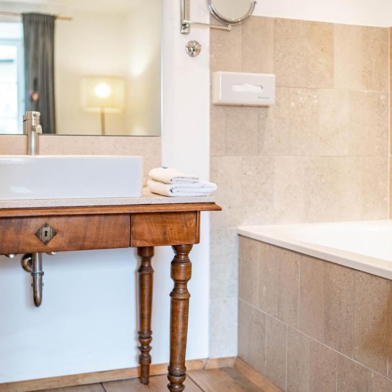 Hotel Gasthof zur Post - Doppelzimmer Post Geschichten - 3