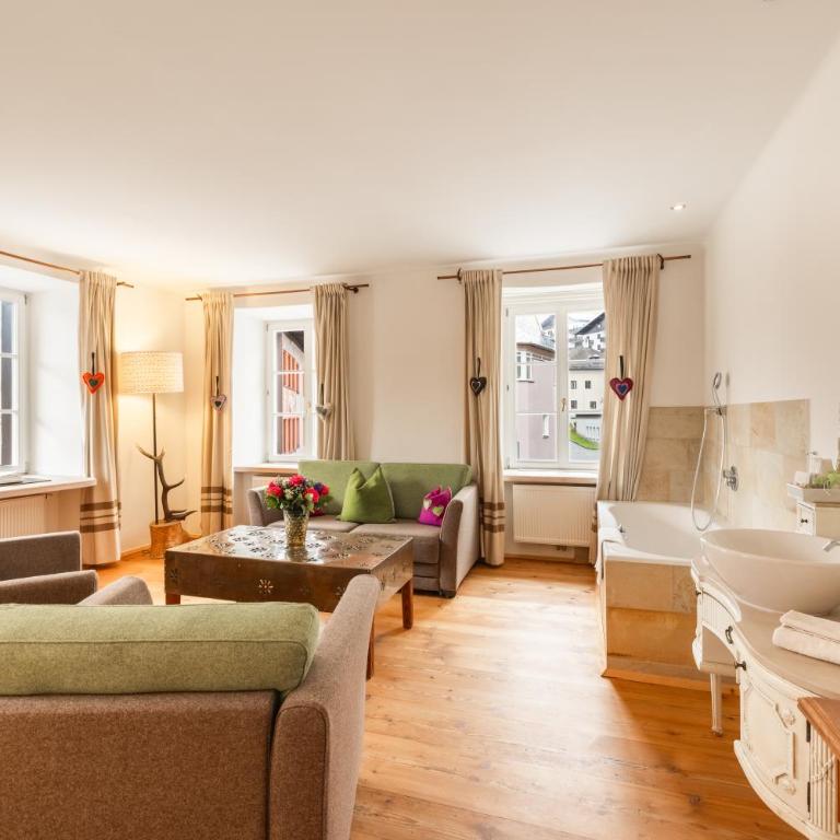 Hotel Gasthof zur Post - Doppelzimmer Nannerl - 5