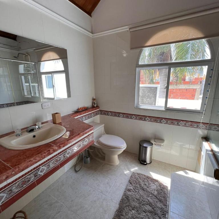 Large beach house near Las Américas Hotel, shared pool - Three-Bedroom House - 5