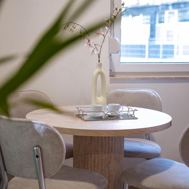 Golden Leaf Residence- Free parking and near the city center - One-Bedroom Apartment - 9