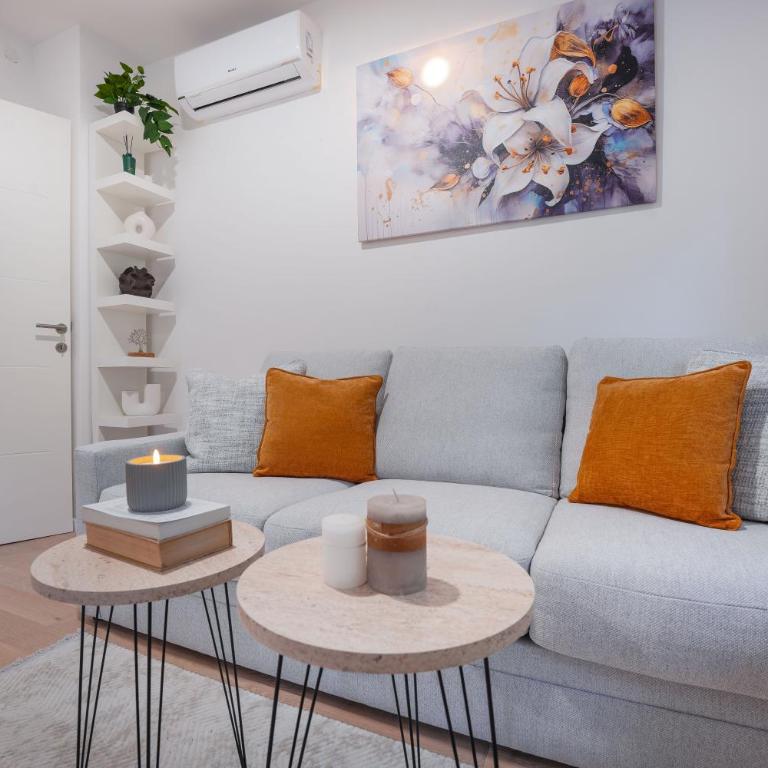 Golden Leaf Residence- Free parking and near the city center - One-Bedroom Apartment - 13