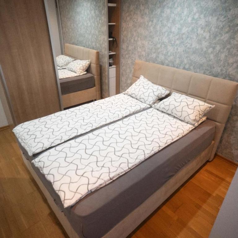 Luxury Central apartment- SCC area-Free private parking - One-Bedroom Apartment - 30