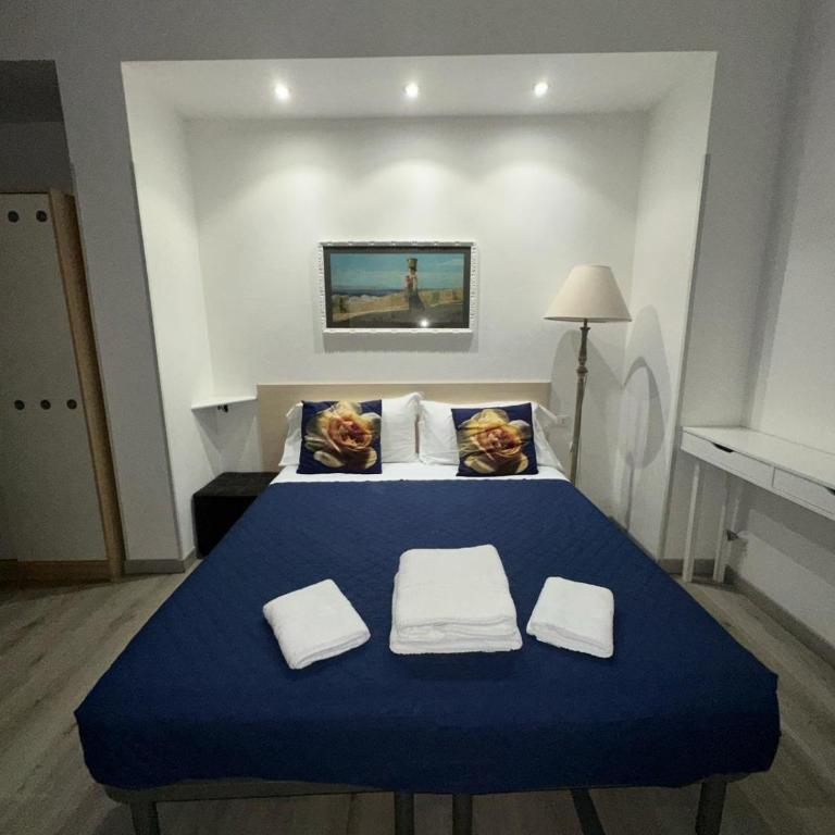 Dreaming Rooms - Superior King Room - 1